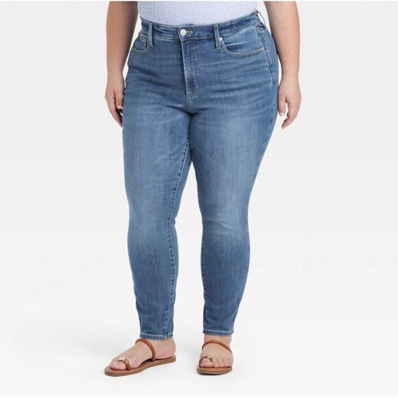 NWT Universal Thread High Rise Skinny Super Stretch Light Wash Jeans Size 22 - Picture 1 of 8